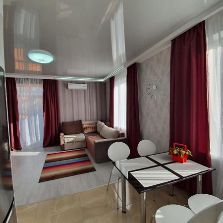 Lux New Apartment 2019 Harkiv Dış mekan fotoğraf